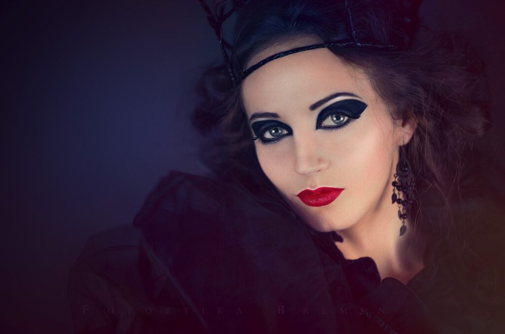 プロフィール写真のメイクで気を付けるべきポイントは何する？