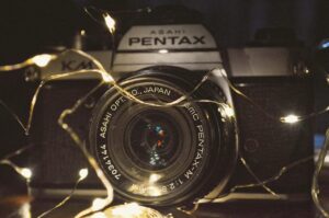 マッチングアプリで成功するためのプロフィール写真の明るさはどのくらいが理想？