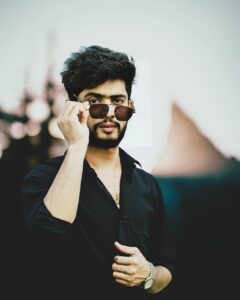 マッチングアプリで男性がプロフィール写真を魅力的にするコツは？